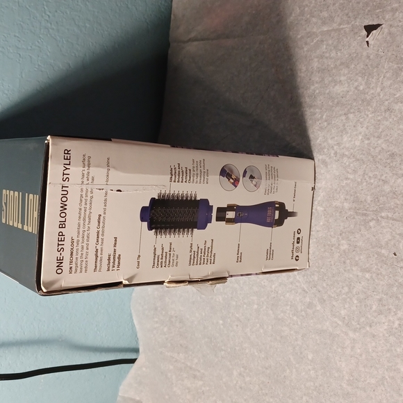 Hot tools signature series  one step blowout styler - Picture 4 of 7